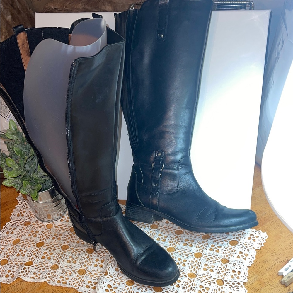 Blondo leather Knee Boots with zipper and stretcher back for a wider calf